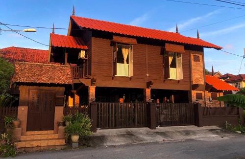 Kampung Leban House | D Teratak Tok Ayah Nenda