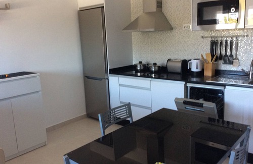 San Fernando House | Da 10% a 25% meno!110mq,climatiz.sala,2camere,studio,2°doccia su terrazza, WIFI,