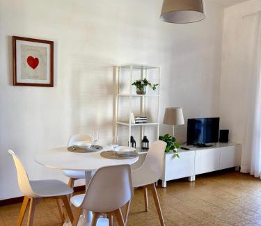 Quartiere XXXV Lido di Castel Fusano Apartment | da Alice