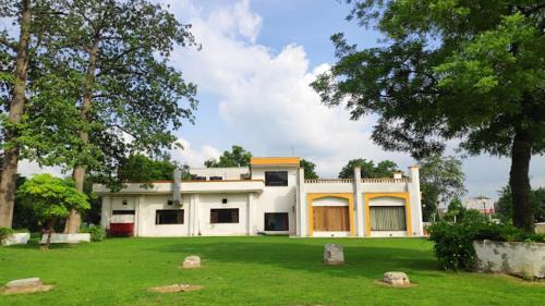 Palwal Hotel | Dabchick Tourist Resort