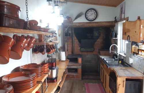 Angra do Heroismo Cottage | Dad's Cave. Sublime