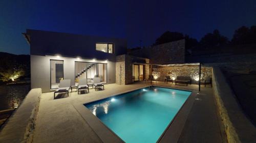 Plomari Villa | DAELIA Villas