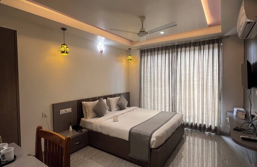 Ahwa Resort | Daksh The Valley Resort - Saputara