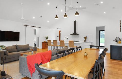 Whoorel House | Dalhousie on Pennyroyal Birregurra