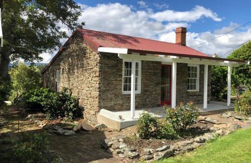 Roxburgh House | Dalton's Deed