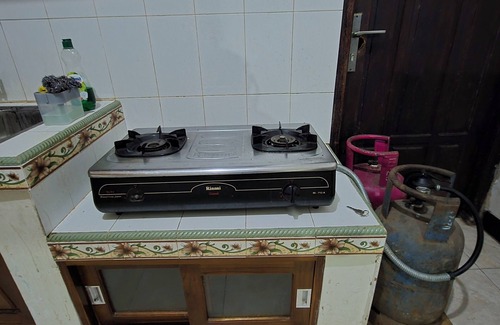 Labuan Bajo House | dAlvin: Room 1 - Green Serenity | Near Airport