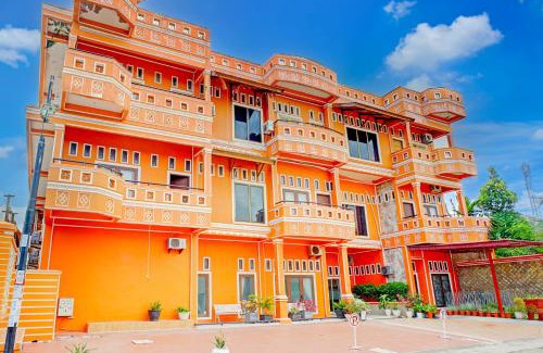 Banda Aceh Apartment | Dancenter Kuta Alam Near Masjid Oman Al-Makmur Formerly Daka Hotel