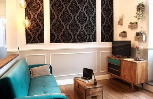 Santo Spirito Apartment | Dandy house on the Arno river