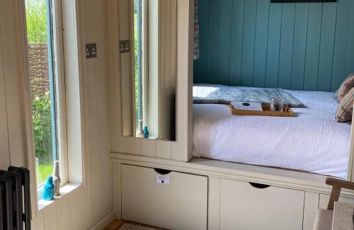 Wedmore Ski Chalet | Daphne