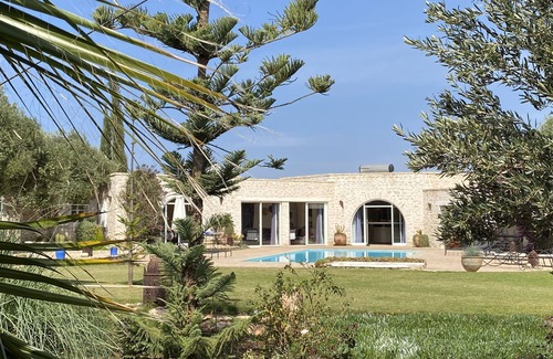 Ahl Agadir Villa | Dar Luce: A Pleasant House Nestled in the Heart of an Exceptional Garden