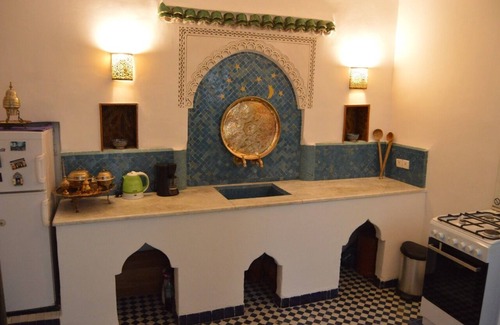 Dar Tazi House | DAR SIENNA ARTIST’S HOUSE. YOUR HOME IN THE HEART OF FEZ MEDINA inc breakfast