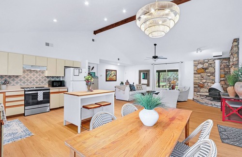 Wimberley House | Darling Cottage with access to 2 Blanco River Parks!