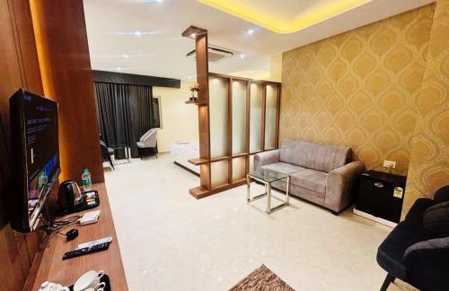 Tuljapur Hotel | Dasara Executive