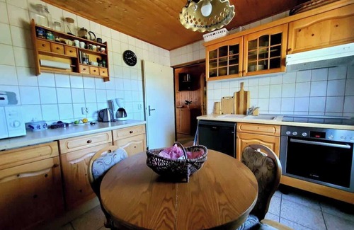 Loissin House | Dat Huus Gitti Summar