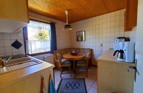 Loissin House | Dat Huus Gitti Summar