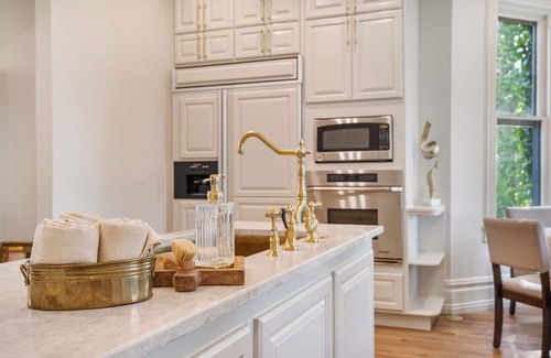 Heber House | DavidFisher House, historic lux, Sleeps 12, 4br3ba