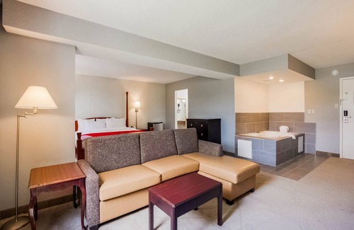 Conneaut Hotel | Days Inn by Wyndham Conneaut