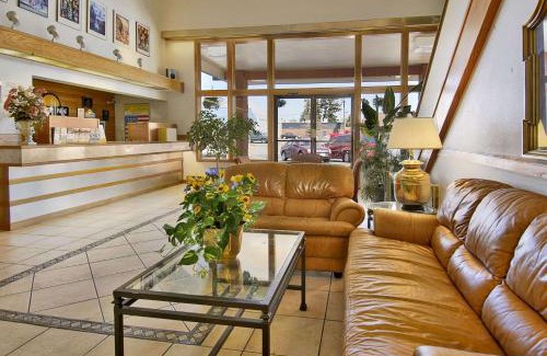 Mount Vernon Hotel | Days Inn by Wyndham Mt. Vernon