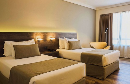 Microcentro Hotel | Dazzler by Wyndham Buenos Aires San Martin