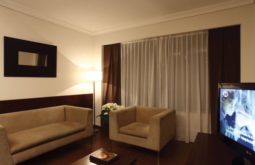 Microcentro Hotel | Dazzler by Wyndham Buenos Aires San Martin