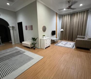 Kampung Air Apartment | Dbeeha Homestay