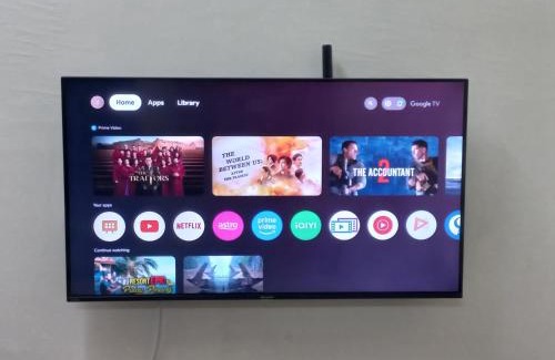 Shah Alam Apartment | DC Garden Homestay - wifi, netflix