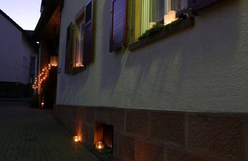Ilbesheim Bed & Breakfast | Double room "Seligmacher" - Weingut Gästehaus Hechtmann