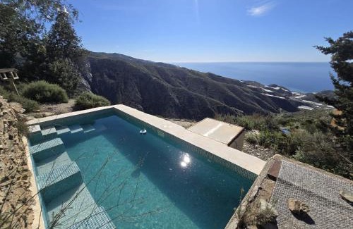 Polopos House | De la Luz Ecolodge by Tiny Away