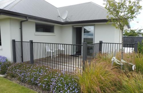 Swannanoa Apartment | Deb's Place