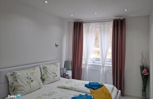 Schottwien Apartment | Deea Apartment