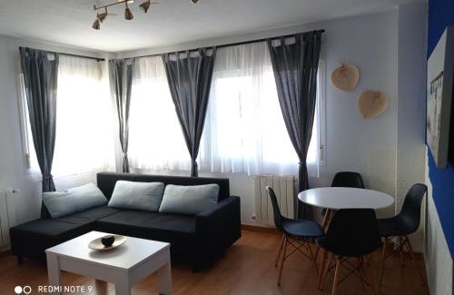 Torrecaballeros House | Deep Blue Inn