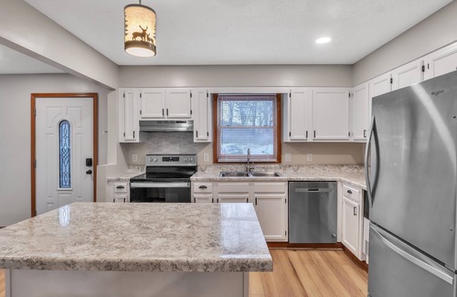 La Follette House | Deerfield Hideaway At Old Smokey 5 Bedroom Home