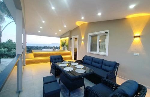 Yaniklar House | Defne Suite Home