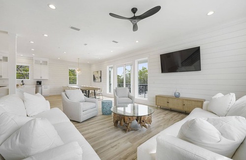 Santa Rosa Beach House | Deja Blue - Luxury Beach House with Private Pool & Rooftop Deck