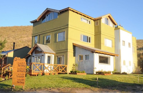 Puerto Piramides Hotel | Del Nomade Hosteria Ecologica