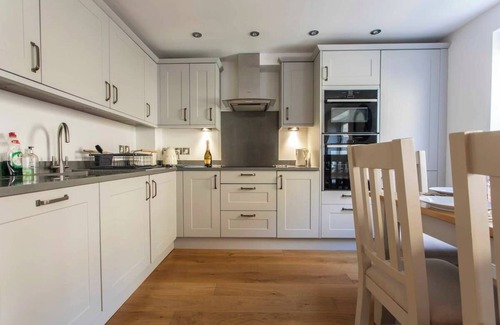 Bradford-on-Avon House | Delightful 3 bedroom cottage, Bradford on Avon