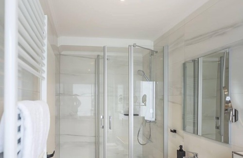 Neu Wulmstorf Hotel | Delphi Hotel & Restaurant