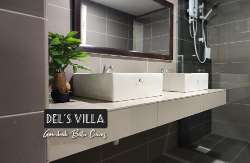 Batu Caves Villa | Dels Villa with private pool near UIA Batu Caves Gombak