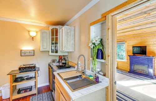 Delta Junction Apartment | Delta Junction Retreat w/Northern Lights Cabin!