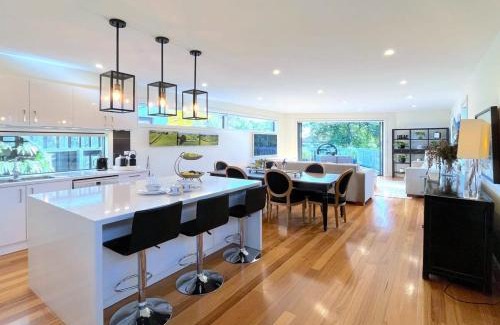 Camberwell House | Delux Camberwell Sunny Townhouse