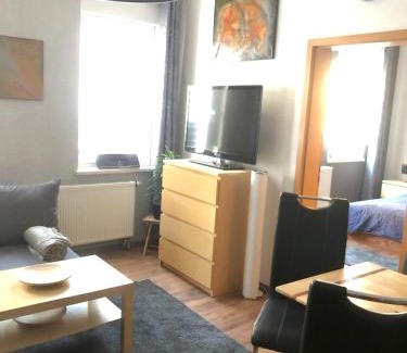 Kranichfeld Apartment | Delux Ferienwohnung Kunstgalerie und Ilmradweg