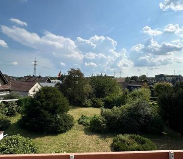 Oetinghausen Apartment | Deluxe 7 queen sized bedroom Apartment in Herford Hiddenhausen