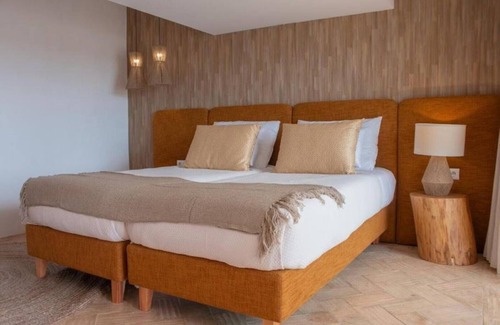 Estremoz Bed & Breakfast | Deluxe Double or Twin Room with Garden View