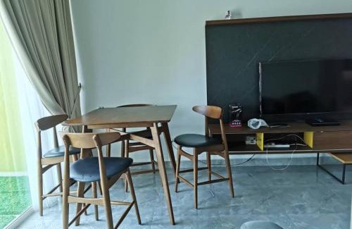 Taman Kenangan Apartment | DELUXE HOMESTAY @ ONE RESIDENCE