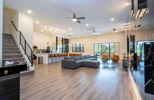 Florida Central Atlantic Coast House | Deluxe Mansion on Paradiso Grande 6085