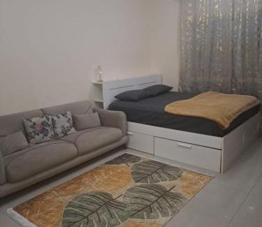 Al Nahda House | DELUXE ROOMS Feel like home