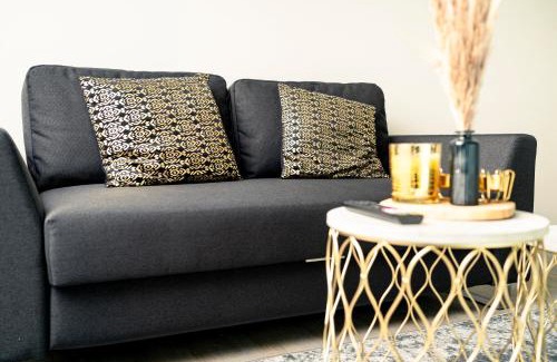 Wieseck Apartment | Deluxe Suite - Parking - Workspace