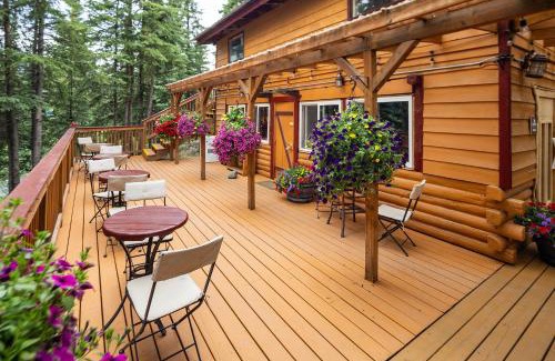 Denali Resort | Denali Crow's Nest Cabins