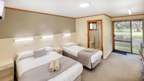 Deniliquin Hotel | Deni Golf Resort