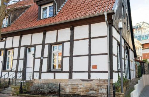 Ibbenbueren Apartment | Denkmalgeschütztes Fachwerkhaus im Zentrum mit Garage